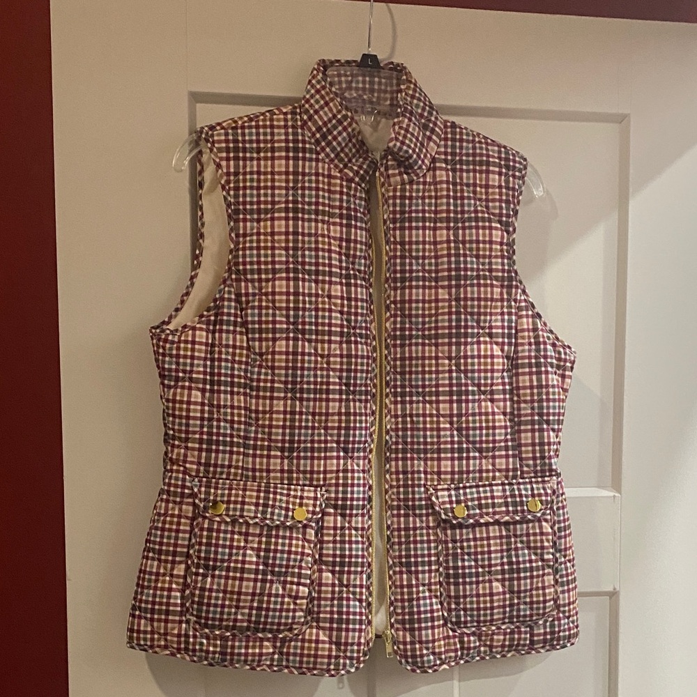 Women’s red and gold plaid vest with pockets